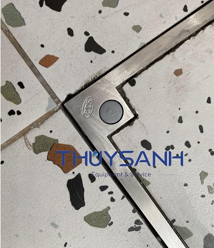 Khung viền inox thẩm mỹ, bảo vệ không bị vỡ gạch
