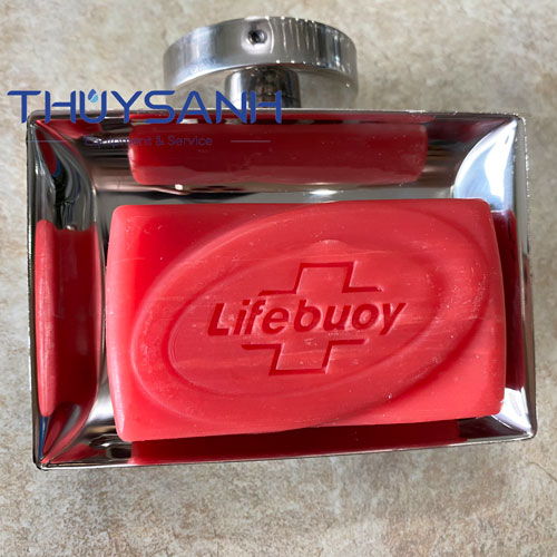 Phần khay đựng xà phòng thiết kế lõm giúp trống trượt