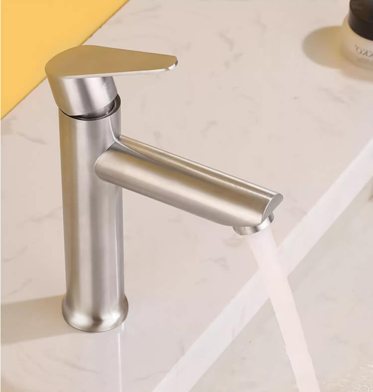 vòi nước lavabo model RM02