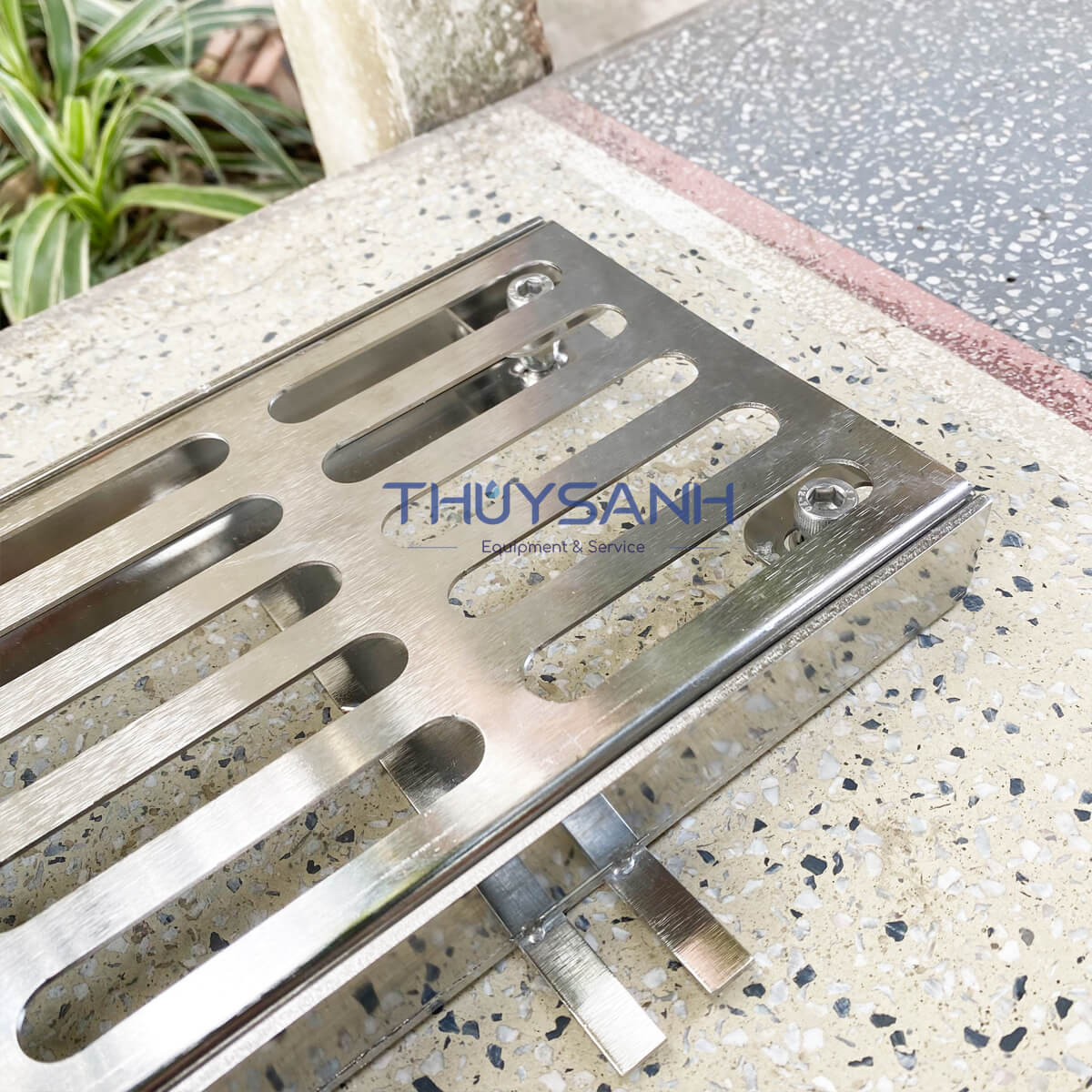 Nắp rãnh thoát nước GT-04 -4
