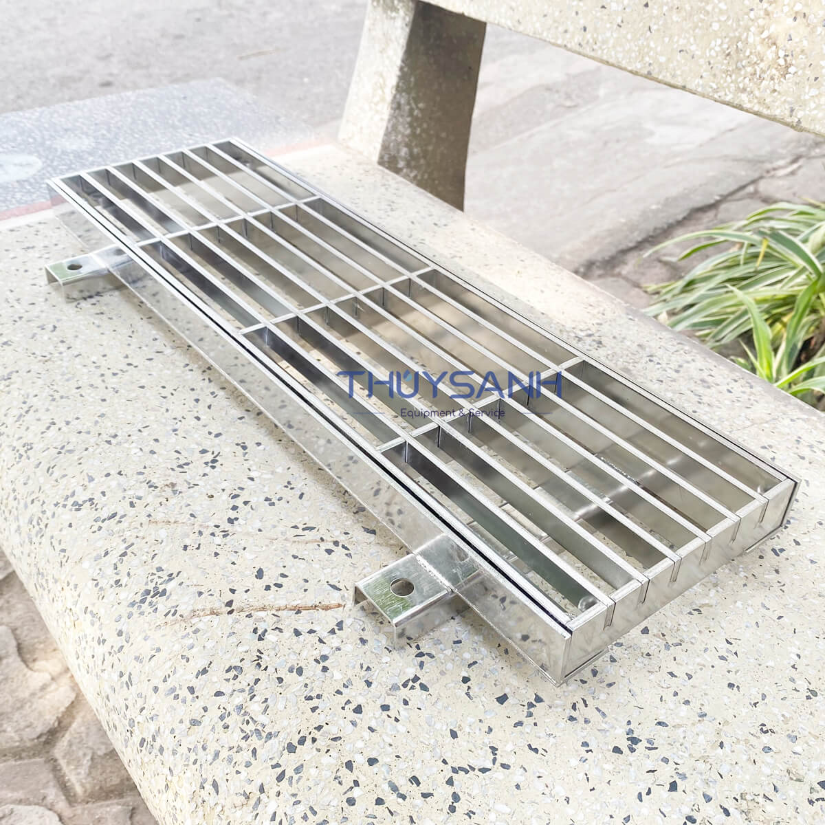 Nắp rãnh thoát nước GT-05 -3