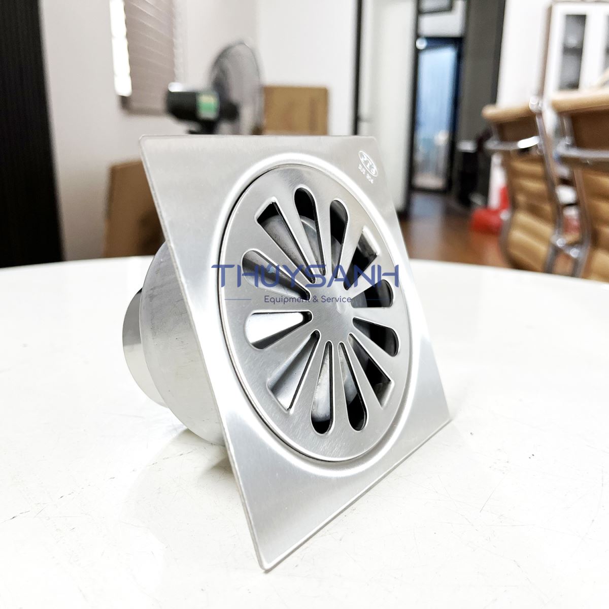 thoát sàn inox 304