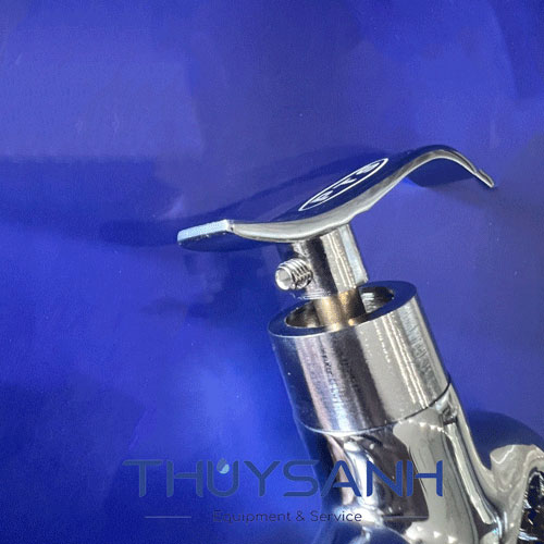 Van nước có vít cố định tay gạt với trục xoay